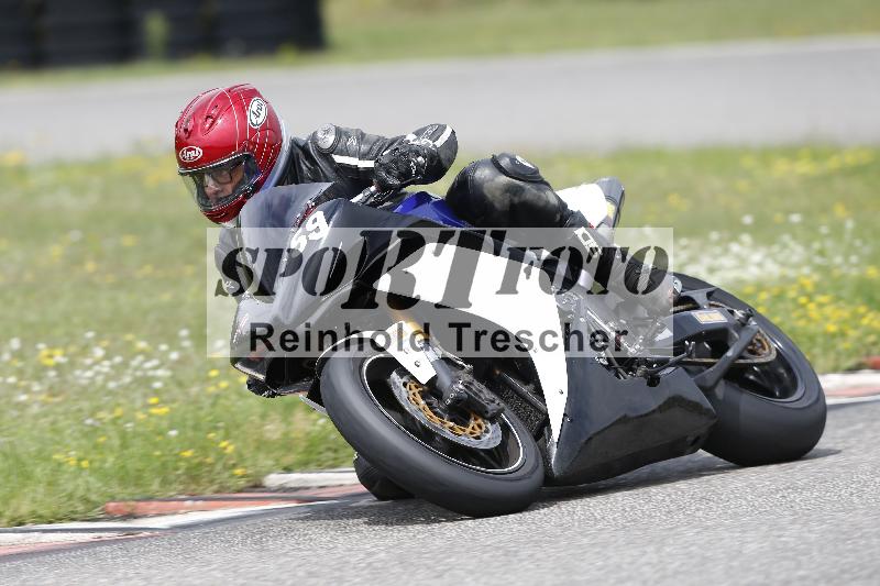 /37 28.07.2025 Dunlop Ride und Test Day ADR/Trackday Erfahren gelb Trackday schnell  rot/59